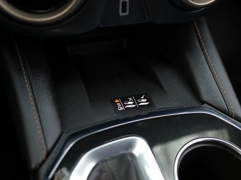 Used 2023 Chevrolet Blazer Premier w/ Enhanced Convenience Package image 18