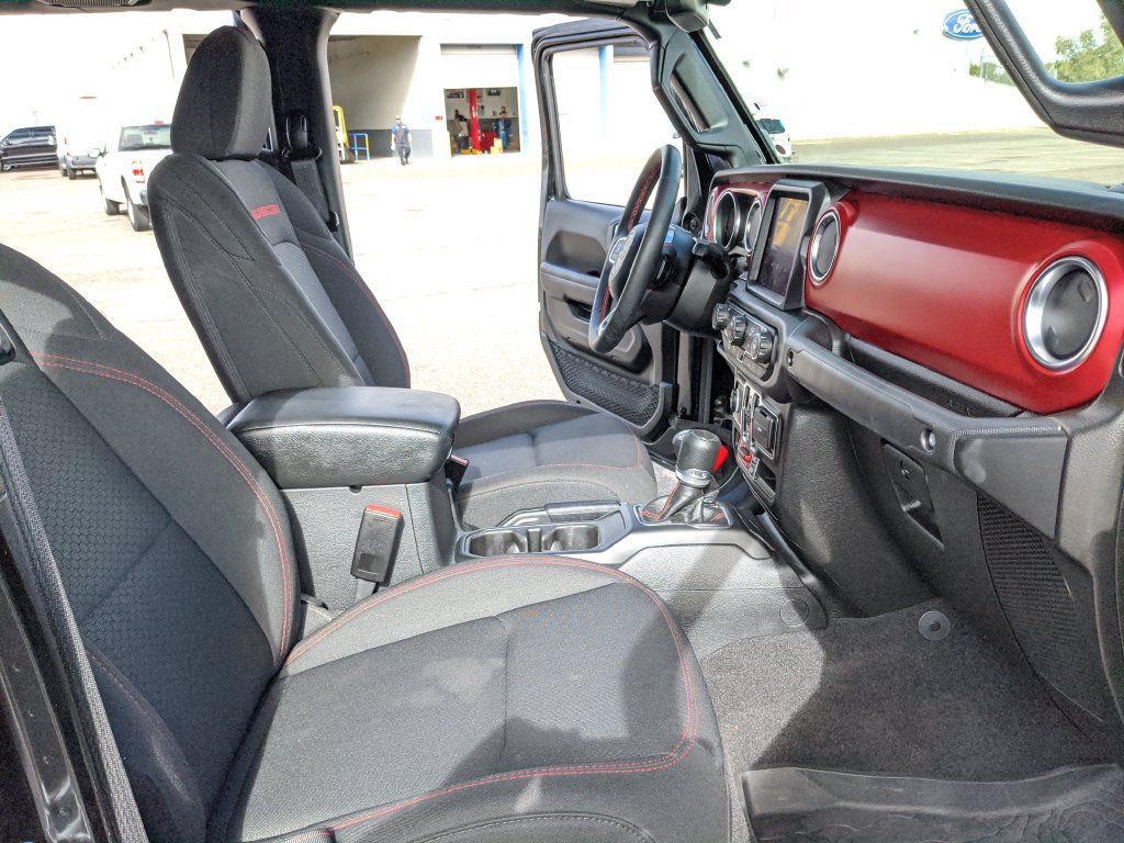 Used 2023 Jeep Gladiator Rubicon w/ Cold Weather Group AWD/4WD image 18