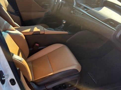 Used 2021 Lexus ES 350 w/ Premium Package image 17