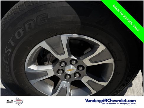 Used 2019 Chevrolet Colorado Z71 AWD/4WD image 9