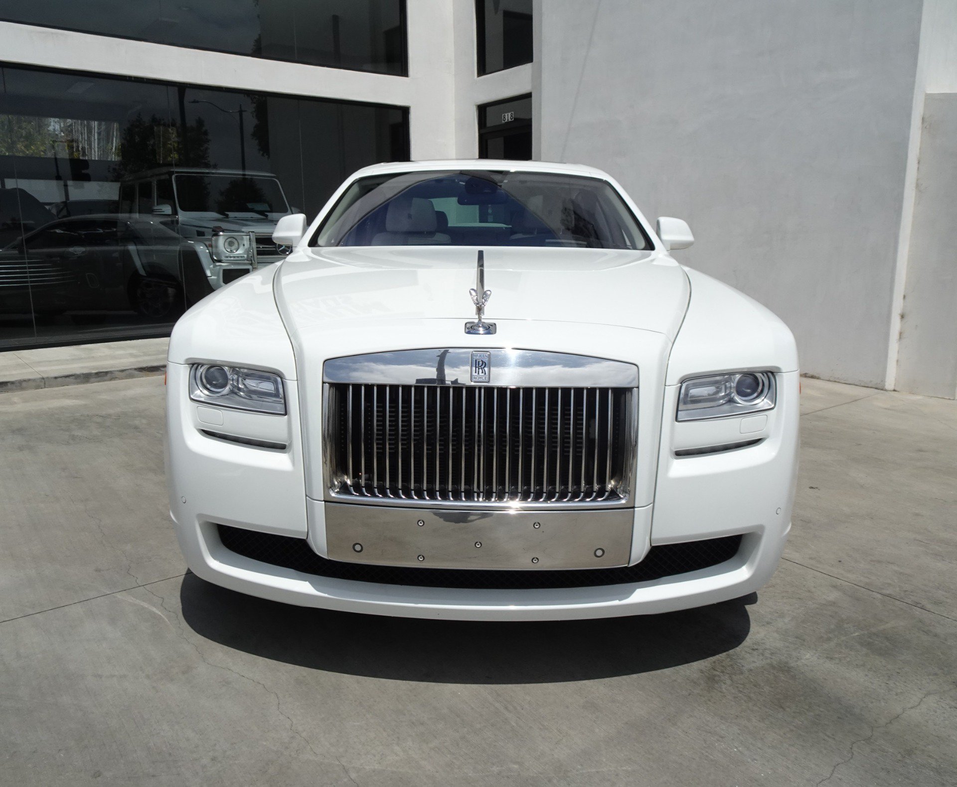 Used 2012 Rolls-Royce Ghost RWD image 2