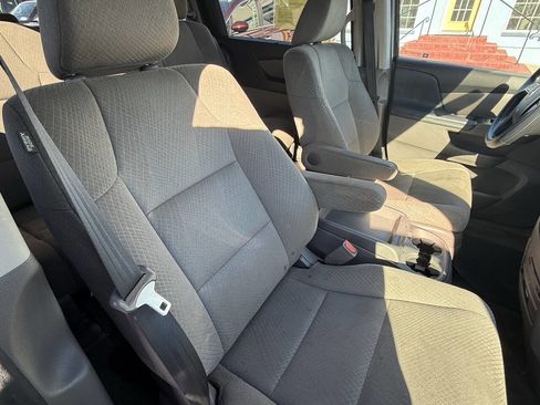 Used 2016 Honda Odyssey SE image 23