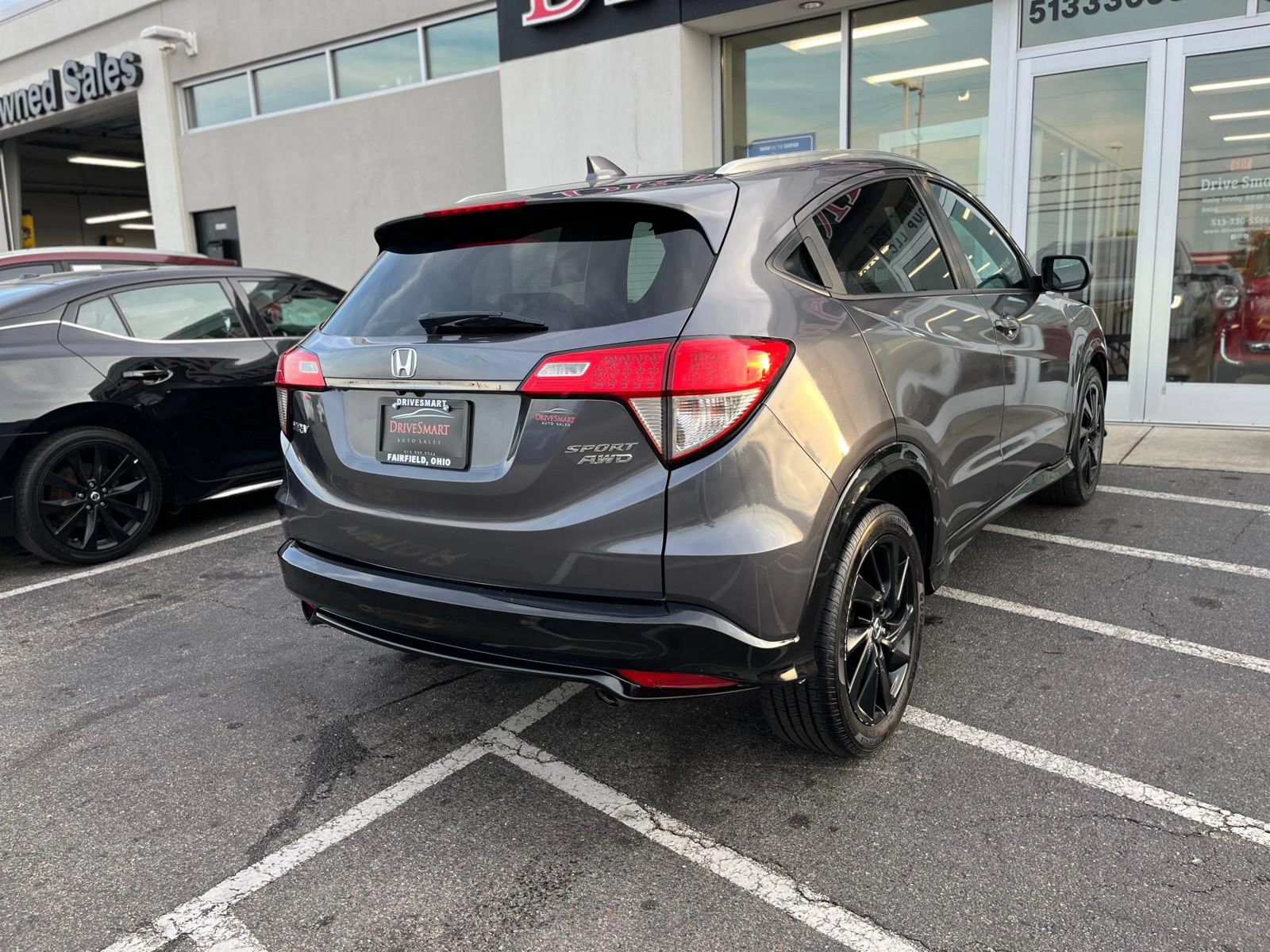 Used 2021 Honda HR-V Sport image 9