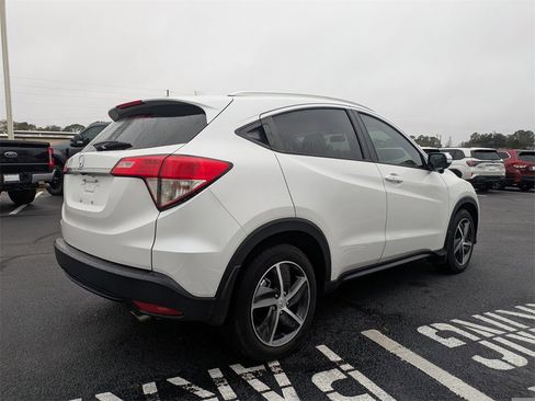 Used 2022 Honda HR-V EX image 5