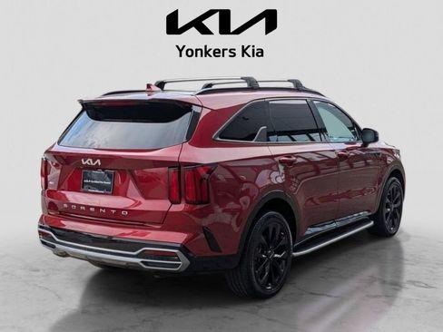 Certified 2022 Kia Sorento SX AWD/4WD image 6