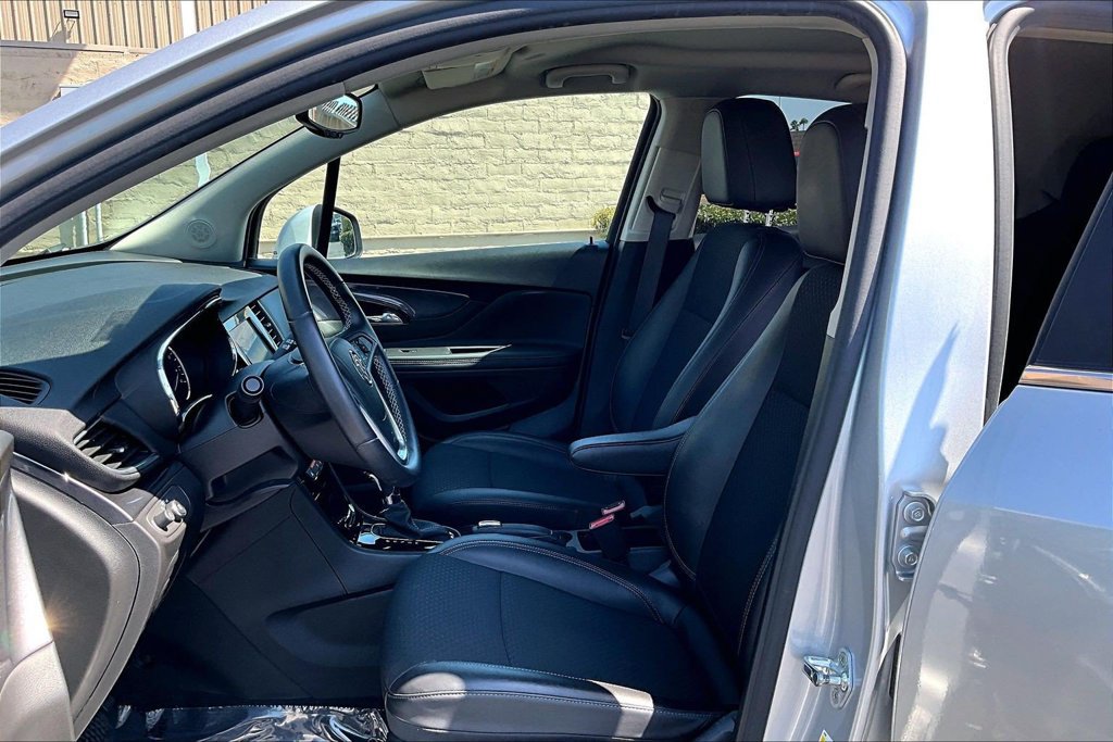 Used 2022 Buick Encore Preferred w/ Safety Package AWD/4WD image 14