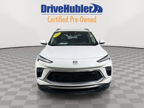 Used 2024 Buick Encore GX Sport Touring image 3