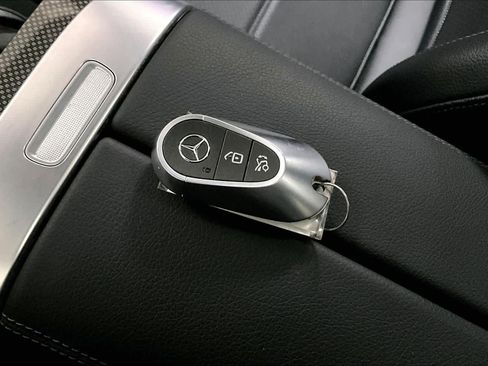 Certified 2026 Mercedes-Benz GLC 300 4MATIC image 15