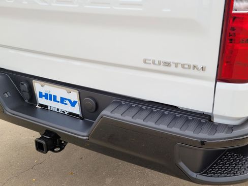 New 2026 Chevrolet Silverado 1500 Custom Trail Boss AWD/4WD image 4