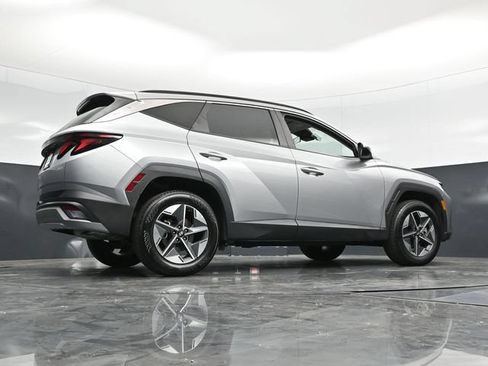 Used 2025 Hyundai Tucson SEL AWD/4WD image 54