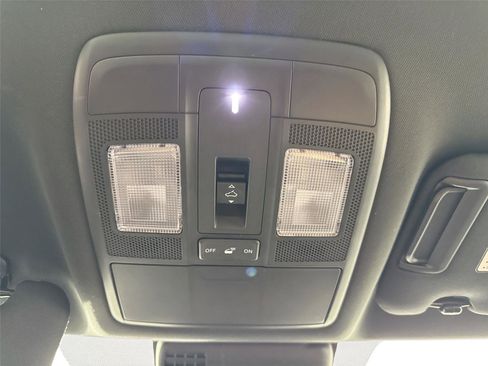 Certified 2023 MAZDA CX-9 Carbon Edition image 23