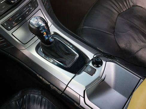 Used 2011 Cadillac CTS Coupe RWD image 35