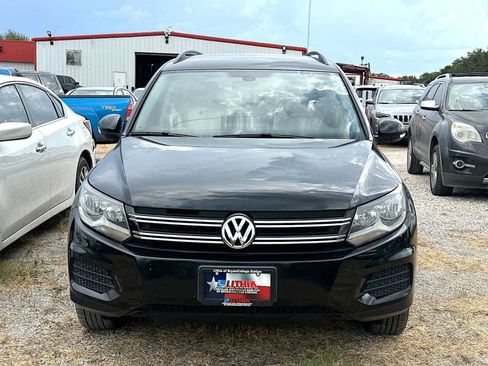 Used 2016 Volkswagen Tiguan S FWD image 2