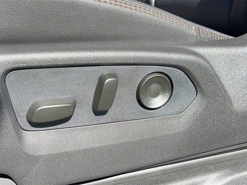 New 2026 GMC Sierra 2500 AT4 w/ AT4 Premium Plus Package image 12