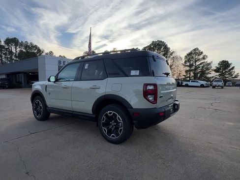 New 2025 Ford Bronco Sport Outer Banks image 4