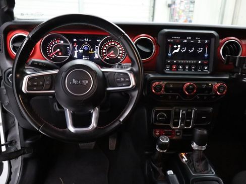 Used 2020 Jeep Wrangler Unlimited Rubicon AWD/4WD image 17
