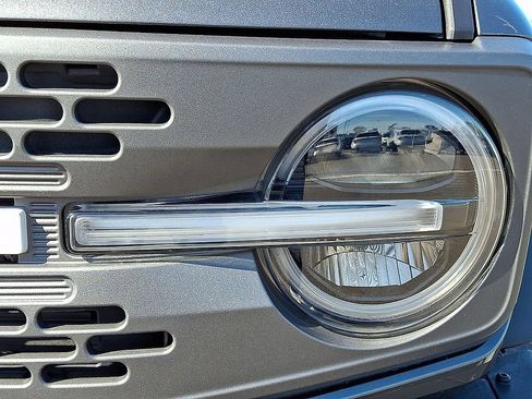 Used 2024 Ford Bronco Badlands AWD/4WD image 9