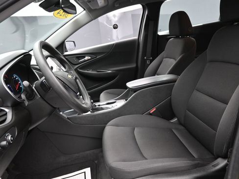 Used 2024 Chevrolet Malibu LT image 12