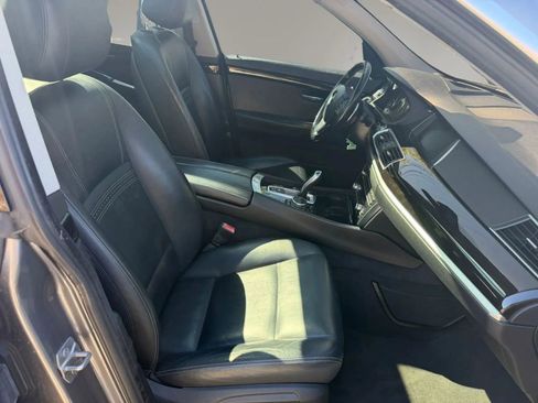 Used 2016 BMW 535i Gran Turismo RWD image 14