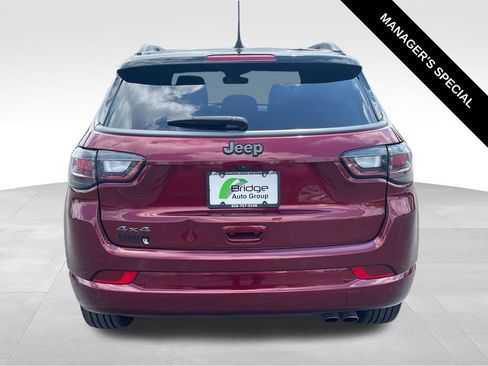 Used 2022 Jeep Compass High Altitude AWD/4WD image 6
