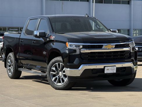 New 2026 Chevrolet Silverado 1500 LT w/ Texas Edition Plus image 2