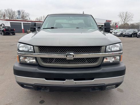Used 2006 Chevrolet Silverado 2500 LT w/ Heavy-Duty Power Package image 8