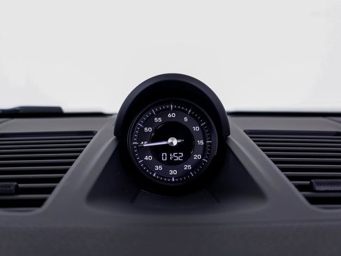 Certified 2024 Porsche 911 Carrera image 17