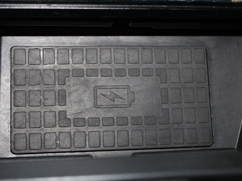 Certified 2022 Ford F150 Platinum w/ Equipment Group 701A High image 51