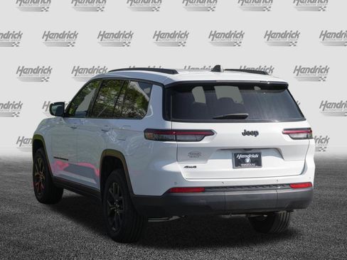 Used 2024 Jeep Grand Cherokee L Altitude AWD/4WD image 7