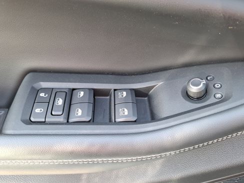 Used 2023 Jeep Grand Cherokee Altitude image 26