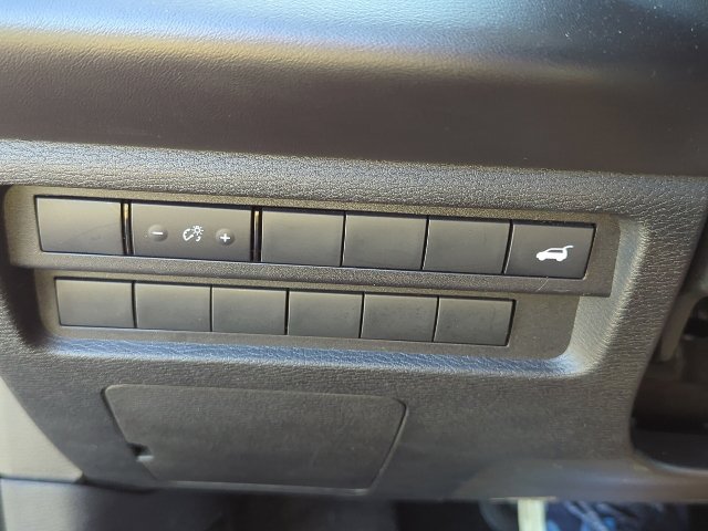 Used 2024 Mitsubishi Outlander AWD image 21