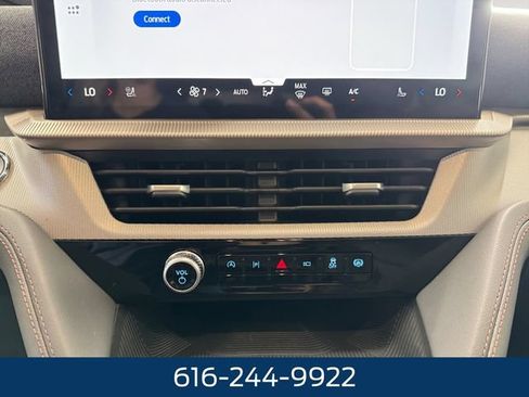 New 2026 Ford Explorer Active w/ Active Comfort Package AWD/4WD image 3