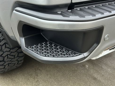 Used 2024 GMC Sierra 1500 AT4 w/ Technology Package image 15