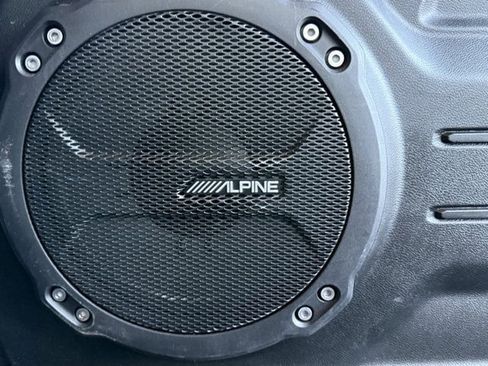 Used 2023 Jeep Wrangler Unlimited Rubicon w/ Cold Weather Group image 25