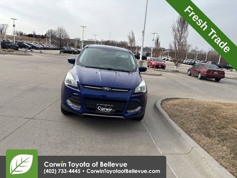 Used 2015 Ford Escape SE image 9