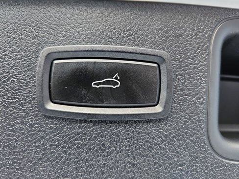 Used 2017 Porsche Macan image 13