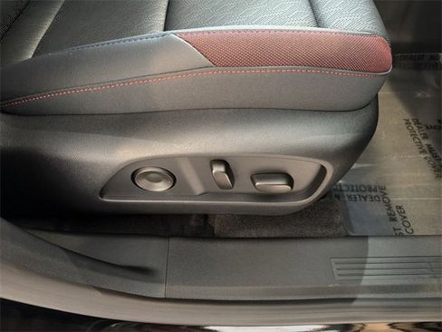 New 2026 Chevrolet Equinox RS w/ Convenience Package III image 19