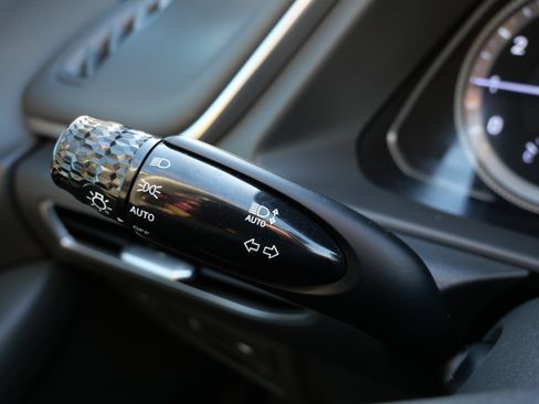 Used 2022 Hyundai Sonata SE w/ Preferred Accessory Package image 25