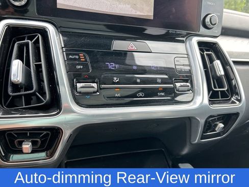 Used 2023 Kia Sorento SX image 28