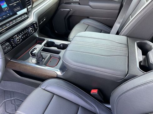 Certified 2025 Chevrolet Silverado 1500 High Country image 27