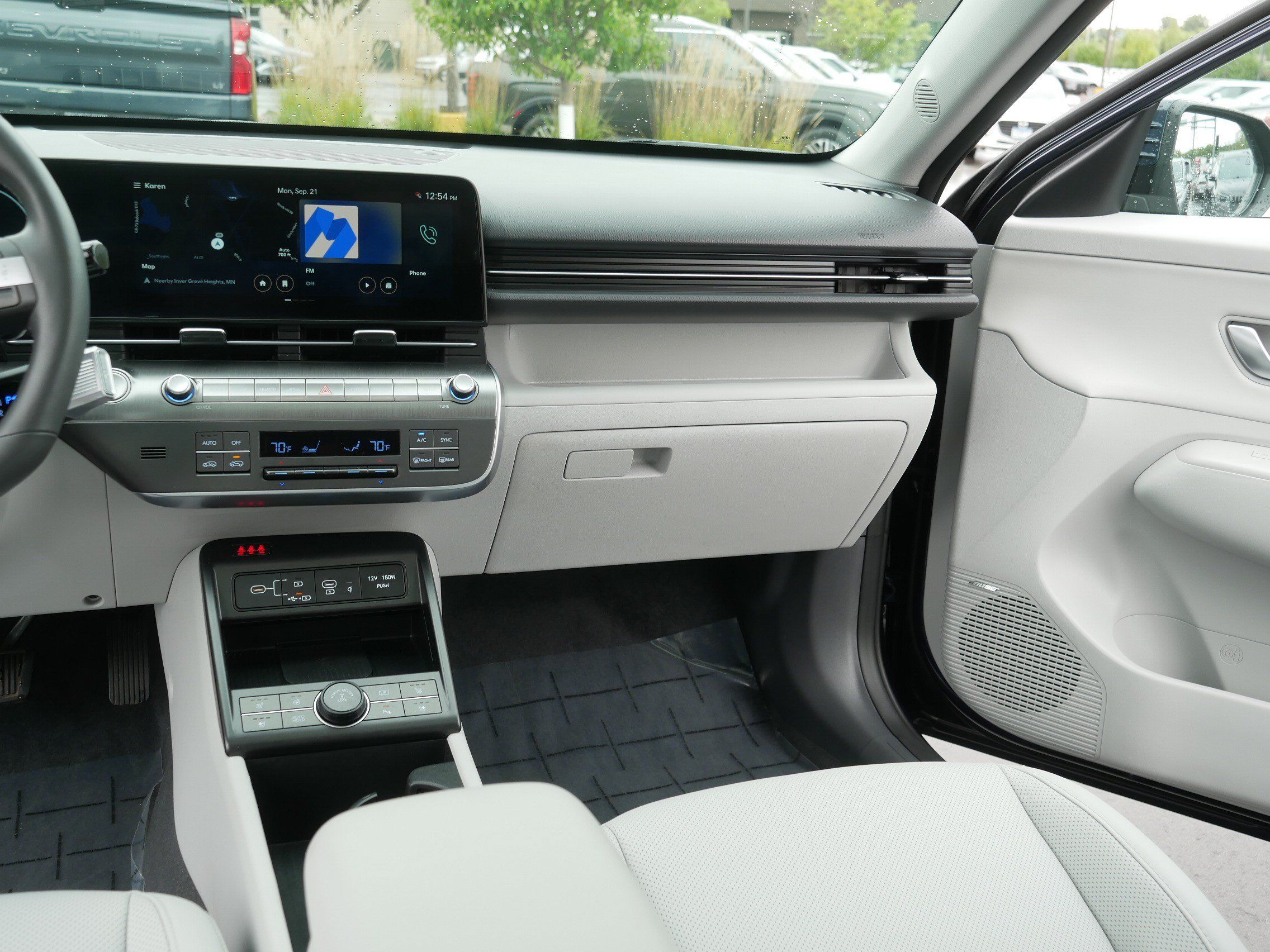 Used 2024 Hyundai Kona Limited AWD/4WD image 22