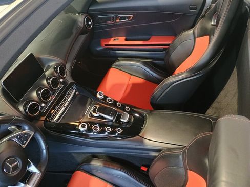 Used 2018 Mercedes-Benz AMG GT Roadster image 19