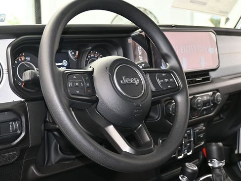 New 2026 Jeep Gladiator Sport image 13