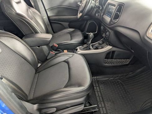 Used 2018 Jeep Compass Latitude w/ Popular Equipment Group AWD/4WD image 31