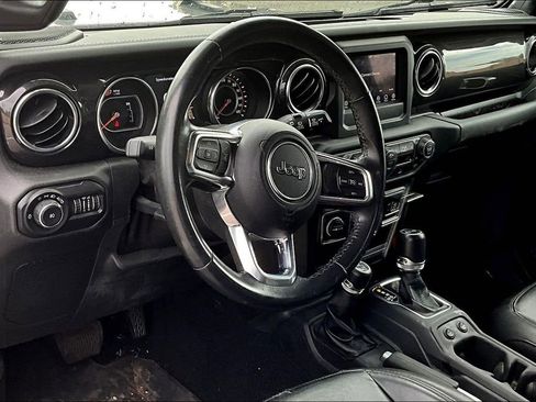 Used 2021 Jeep Wrangler Unlimited Sahara AWD/4WD image 10