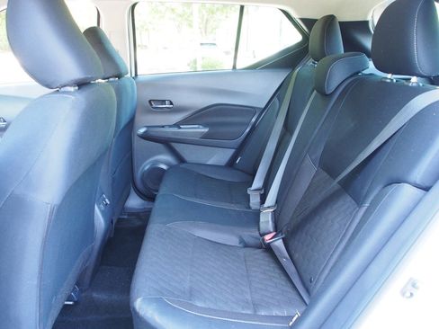 Used 2024 Nissan Kicks SV FWD image 18
