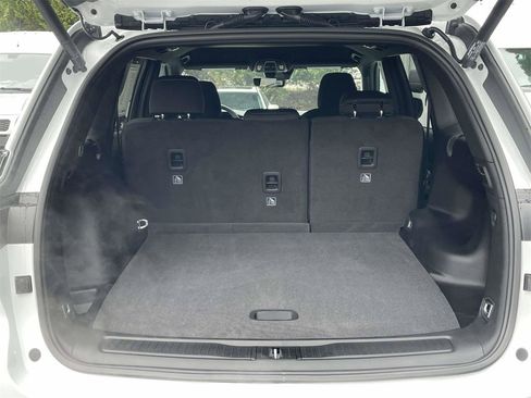 New 2025 Jeep Grand Cherokee Laredo w/ Luxury Tech Group I image 44