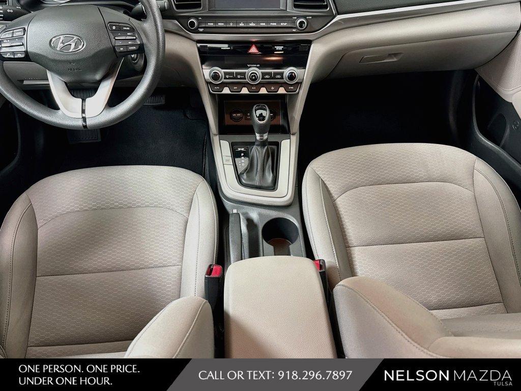 Used 2020 Hyundai Elantra SEL FWD image 35
