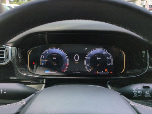 Used 2022 Jeep Wagoneer Series III w/ Premium Group I RWD image 29