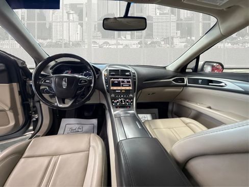 Used 2018 Lincoln MKZ Premiere image 23